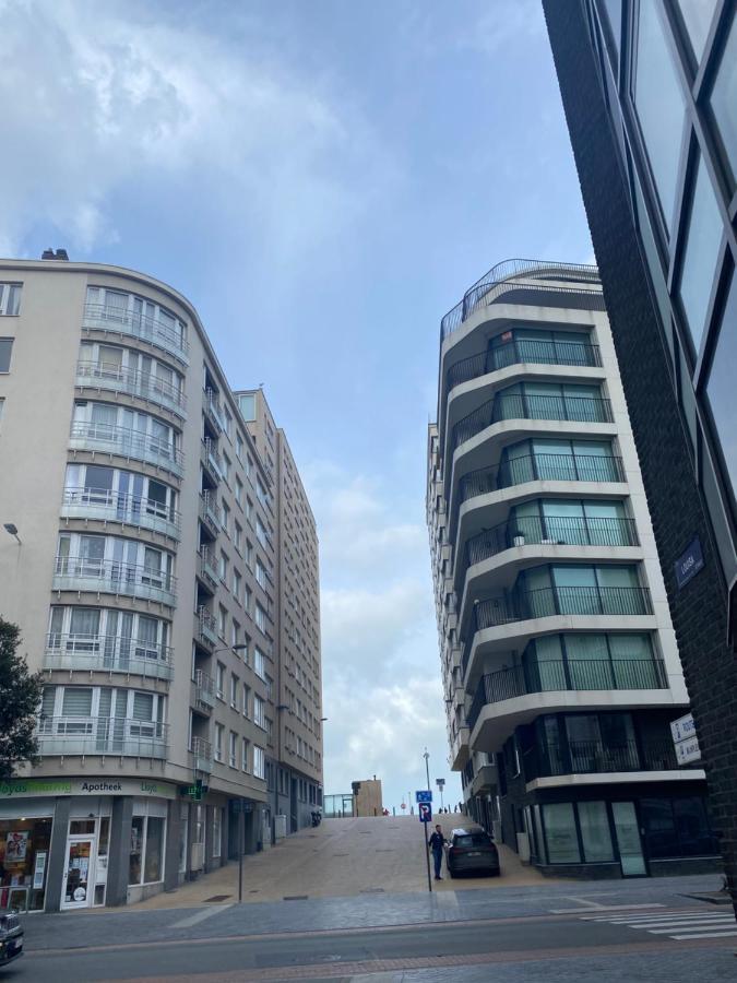 Portofino - Luxe Appartement Met Lateraal Zeezicht Остенде Екстер'єр фото